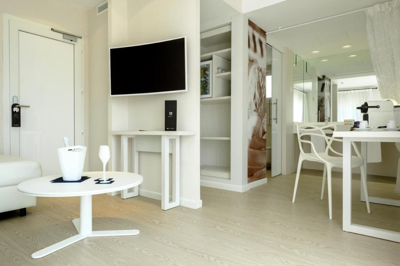 Blanco Hotel Formentera Es Pujols Exterior foto