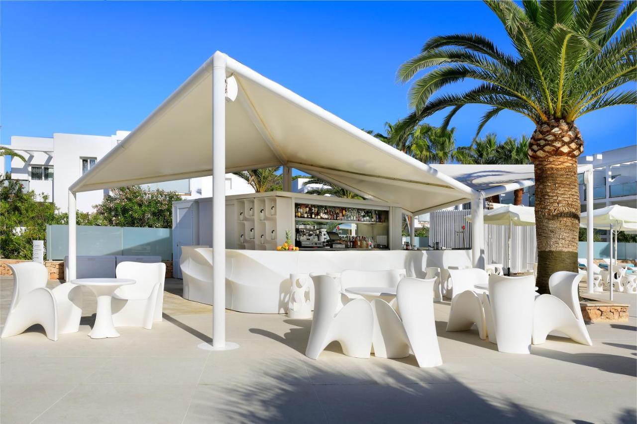 Blanco Hotel Formentera Es Pujols Exterior foto