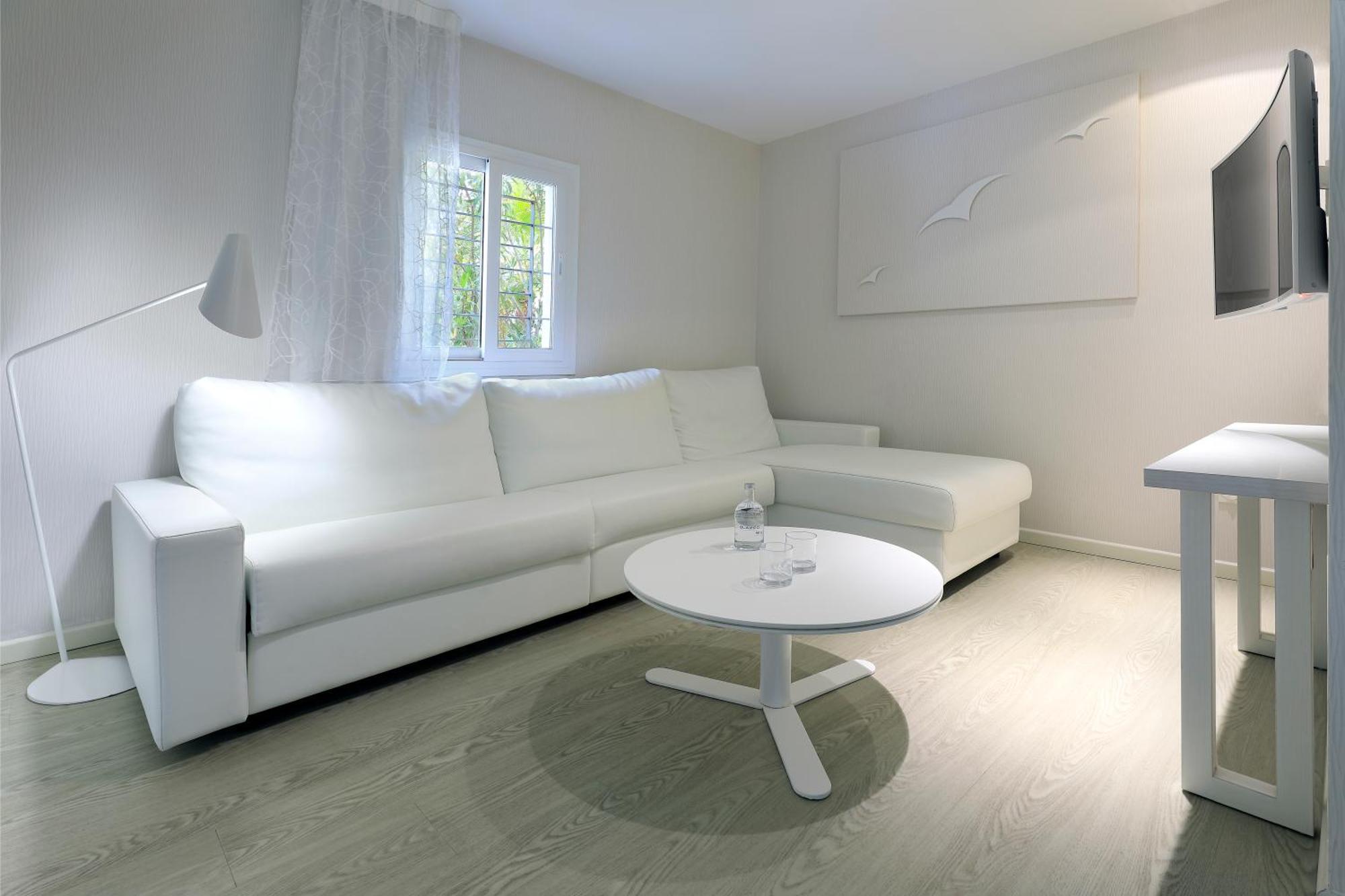 Blanco Hotel Formentera Es Pujols Exterior foto
